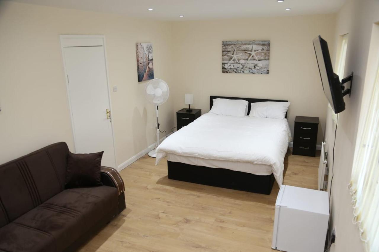 A A Guest Rooms Thamesmead Erith Exteriér fotografie